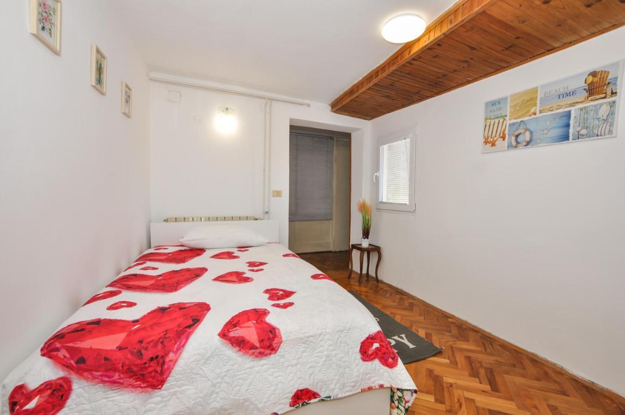 Apartment Katarina Koper - Old Historic Centre With Free Parking Exterior photo